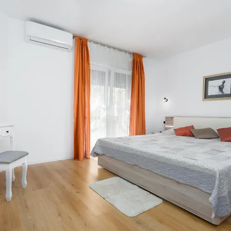 Apartman By The Sea - 27669 Porec