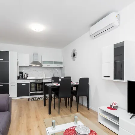 Apartament By The Sea - 27669 Poreč